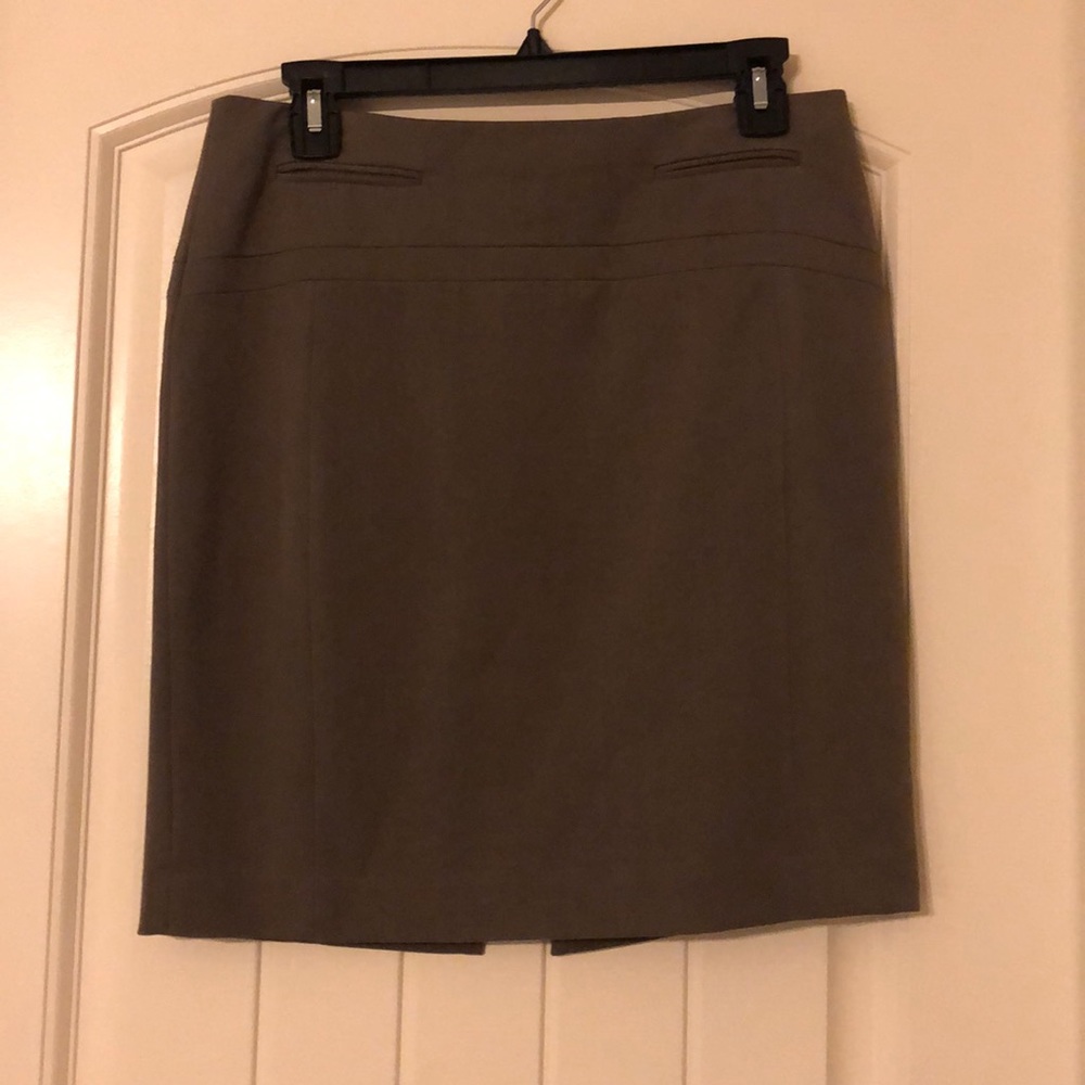 Mid length/high waist pencil skirt